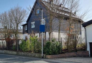 Charmantes Haus in gewachsener Wohnlage von Grävenwiesbach!