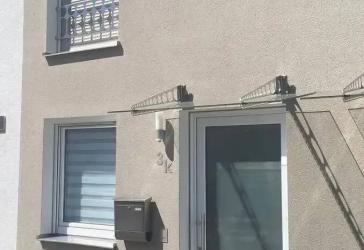 Modernes Reihenmittelhaus mit Terrasse, Garten und Garage in gepflegter Wohnanlage zu verkaufen