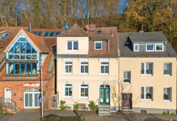 Charmantes Stadthaus mit großzügigem Raumangebot und vielseitigen Nutzungsmöglichkeiten in Mölln
