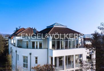 Barrierefreier Penthousetraum über den Dächern von Wiesbaden!