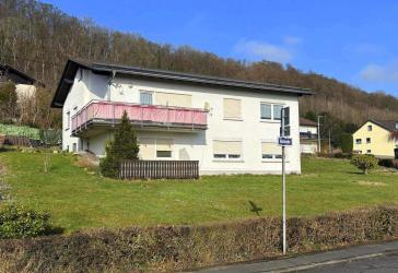 Traumlage in Westerburg: Freistehendes Einfamilienhaus mit Garten-Oase in ruhiger Nachbarschaft