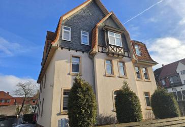 Faktor 14 - Mehrfamilienhaus mit Stellplätzen in ruhiger Lage von Gotha