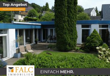 Freistehender Bungalow auf großzügigem Sonnengrundstück - Weitblick in Overath-Steinenbrück