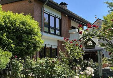 Provisionsfrei! Architektenhaus mit Split-Level-Bauweise in ruhiger Lage von Martinsthal