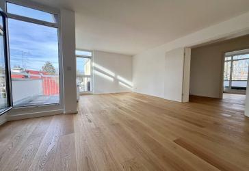 Sonniges Penthouse mit 3 traumhaften Terrassen | kernsaniert | provisionsfrei