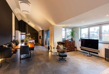Einzigartige Dachgeschosswohnung für höchste Ansprüche