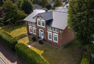 Großzügiges Einfamilienhaus mit stilvollem Wohnkomfort und viel Platz für die ganze Familie in Lehe