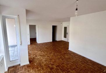 Helle 4,5 Zimmer Wohnung - Erstbezug nach Sanierung - Top gepflegt