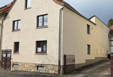 Geräumiges Familienhaus in ruhiger Lage in Marksuhl
