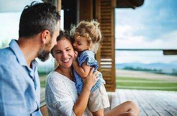 Platz für 2 Familien und mit 900 qm Grundstück in Mühlenbeck!