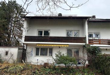 Doppelhaushälfte / Bj. 1968 / mit unverbaubarem Blick