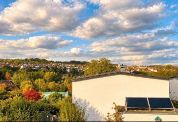 Reihenmittelhaus mit Ausblick ins Neckartal - *PROVISIONSFREI*