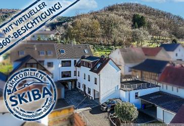 Zwei Einfamilienhäuser im Ortskern von Hönningen: Eigenheim und Anlageobjekt ideal kombinierbar