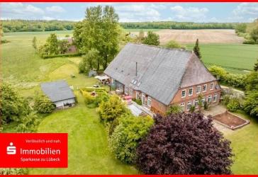 Großzügiges Bauernhaus bei Badendorf mit vielseitigen Nutzungsmöglichkeiten