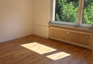 Helle, renovierte 2-Zimmer-Wohnung nahe dem S-Bahnhof