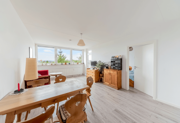 Weitblick! Gut geschnittene 2-Zimmer-Eigentumswohnung mit Süd-West-Balkon und bester Infrastruktur