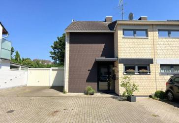 Vorschaubild Reihenendhaus