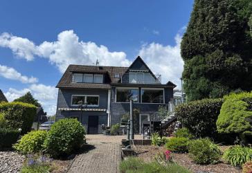 Zuhause ankommen - Einfamilienhaus mit großem Grundstück in ruhiger Bestlage von Remscheid