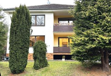Wohnhaus mit 5 Mieteinheiten in direkter Rheinnähe von Königswinter