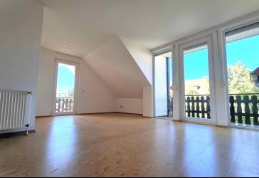 Charlottenlust in bester Gesellschaft! 2,5 Zimmer-Maisonette, 86 m², 2 Balkone, eig. Stellplatz