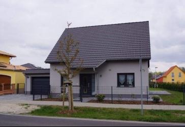 Klein, aber mein - Wohnhaus in Seenähe