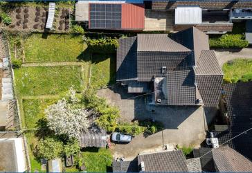 Steisslingen: Einfamilienhaus m. schönem, großem Bau-Grundstück (knapp 1000 qm) u. viel Nutzfläche!