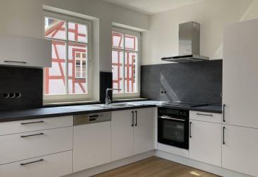 Helle Renovierte 3,5 Zimmerwohnung im Herzen von Obernburg