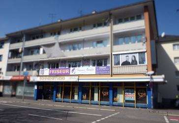 Attraktiver Laden auf zwei Ebenen in bester Lage von Reutlingen