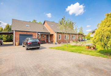Modernisiertes Zweifamilienhaus mit Option zum Mehrgenerationenhaus