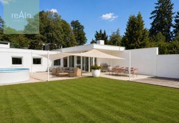 Toplage in Starnberg! Bungalow auf großzügigem Grundstück mit viel Privatsphäre