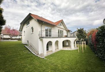 Großzügiges Ein- bis Zweifamilienhaus in Waldrandlage von Baden-Baden/Ebersteinburg