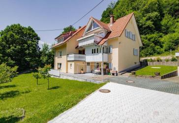 Vorschaubild Mehrfamilienhaus