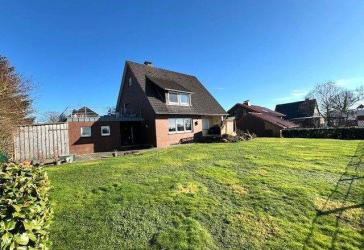 RSW-Immobilien *Ruhige Lage - EFH mit 2 – ETW, Garage und Carport in Stemwede - Haldem zu verkaufen!!!*