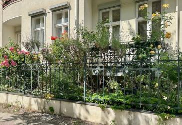 Modernisierte 6-Zimmer-Wohnung im Stuckaltbau, Dielen, 2 Balkone + Garten in Berlin-Steglitz kaufen