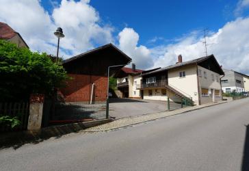 Vorschaubild Mehrfamilienhaus