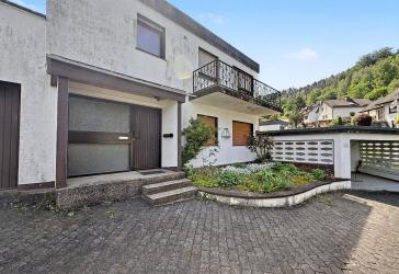 Naturnahes Einfamilienhaus mit viel Potenzial in ruhiger Lage von Werdohl