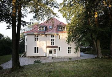 Vorschaubild Villa