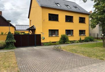 Bezugsfertiger Vierseitenhof - 5.340 m² - ca 245 m² Wohnfläche, 680 m² Nutzfläche