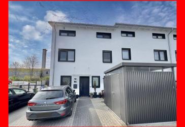 Modernes Reihenendhaus in ruhiger Lage