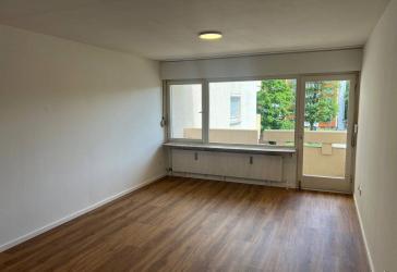 Erstbezug nach Renovierung! 1-Zimmer WHG mit neuer EBK & Balkon