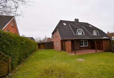 Charmante Doppelhaushälfte in Osterrönfeld