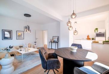 Provisionsfrei und sofort bezugsfertig: Renoviertes EFH mit Garten