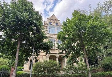 Repräsentative 5 Zi-Altbau - Etage in herrschaftlicher Villa im Wiesbadener Dichterviertel!