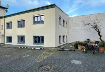 Bad Doberan - schöne 2-Zimmerwohnung mit Einbauküche im Zentrum zu vermieten