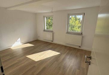 Gostenhof: Schöne und renovierte 4 Zimmerwohnung