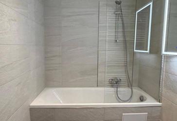 Aus alt mach neu - Geräumige Dreizimmerwohnung in Freital