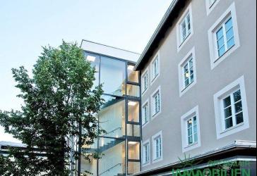 Repräsentative Bürofläche in der Altstadt - renoviert, barrierefrei, Top-Lage