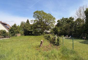Attraktives Bau-Grundstück in Möhrendorf - Ideal für EFH oder Doppel-Haus (Teilung möglich)