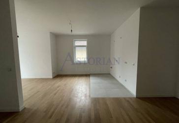 Kernsanierte 3-Zimmer-Wohnung im grünen Lichterfelde