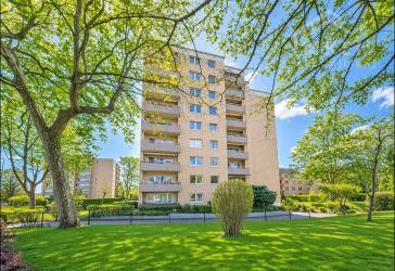 Sonnenverwöhnte 2-Zimmer-Wohnung mit Westbalkon und herrlichem Weitblick